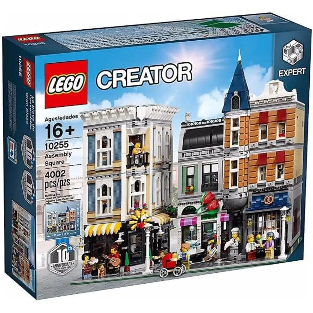 LEGO 10255 Creator Expert Assembly Square